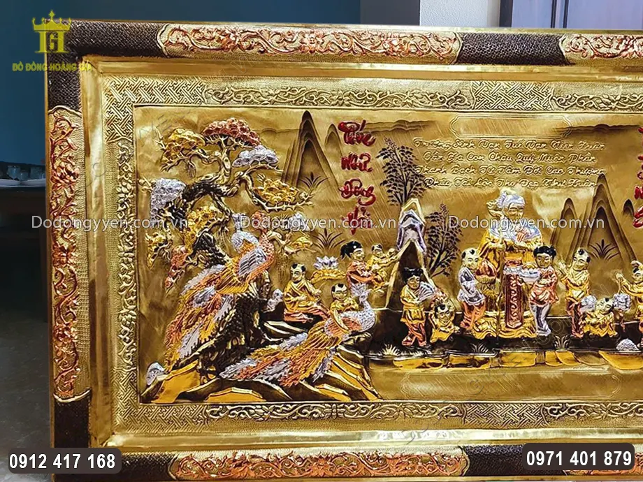 Khung tranh liền đồng vàng vô cùng chắc chắn